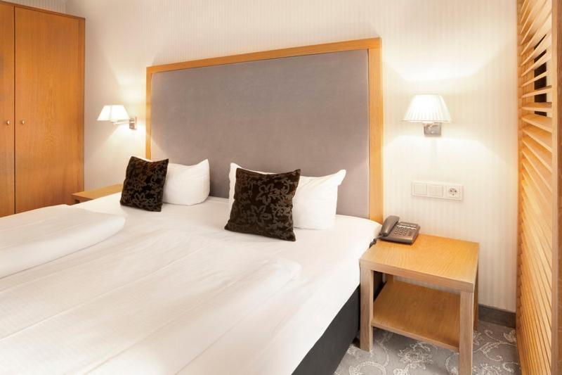 Townhouse Hotel Frankfurt am Main Ruang foto